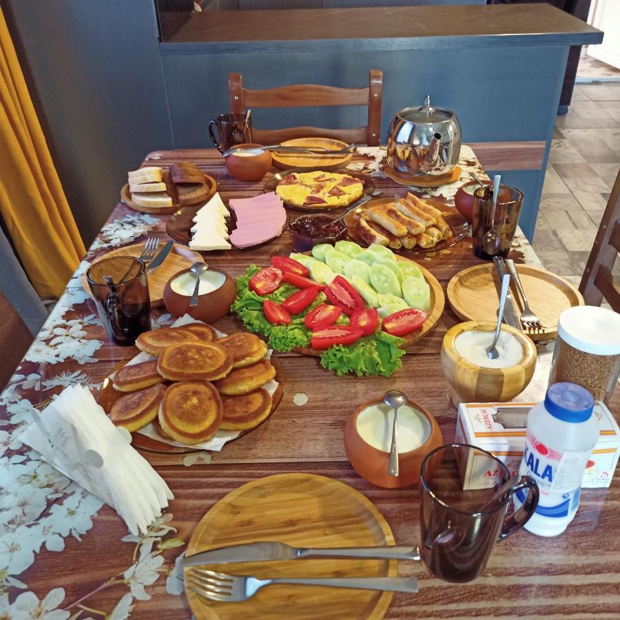 House B&B Местия Экстерьер фото