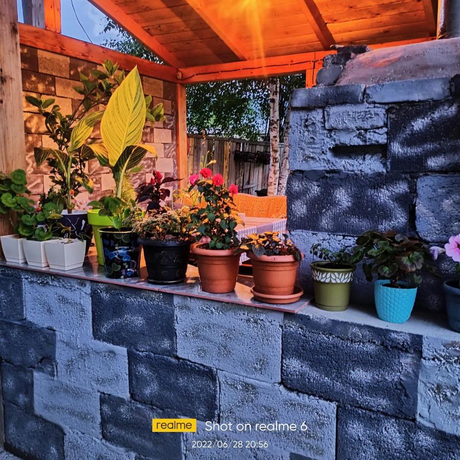 House B&B Местия Экстерьер фото