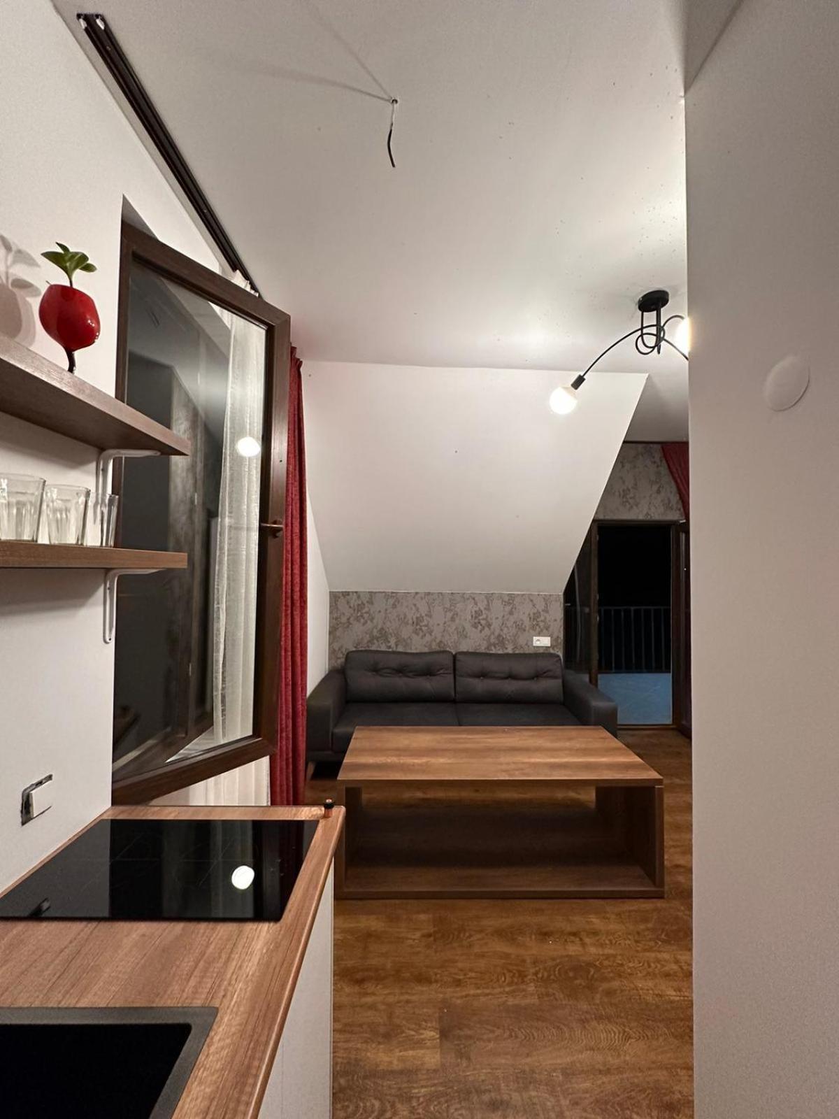 House B&B Местия Экстерьер фото
